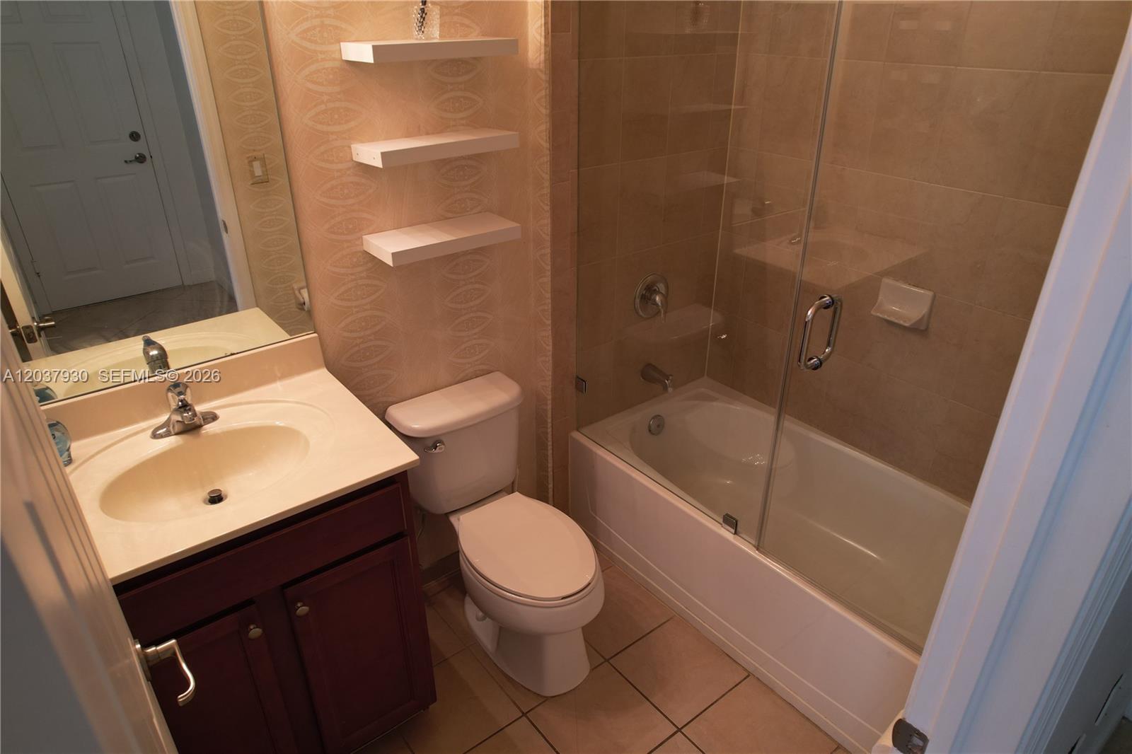 15404 Southwest 175th Street Miami, FL 33187 - Photo 10 of 27 Second Bath Room