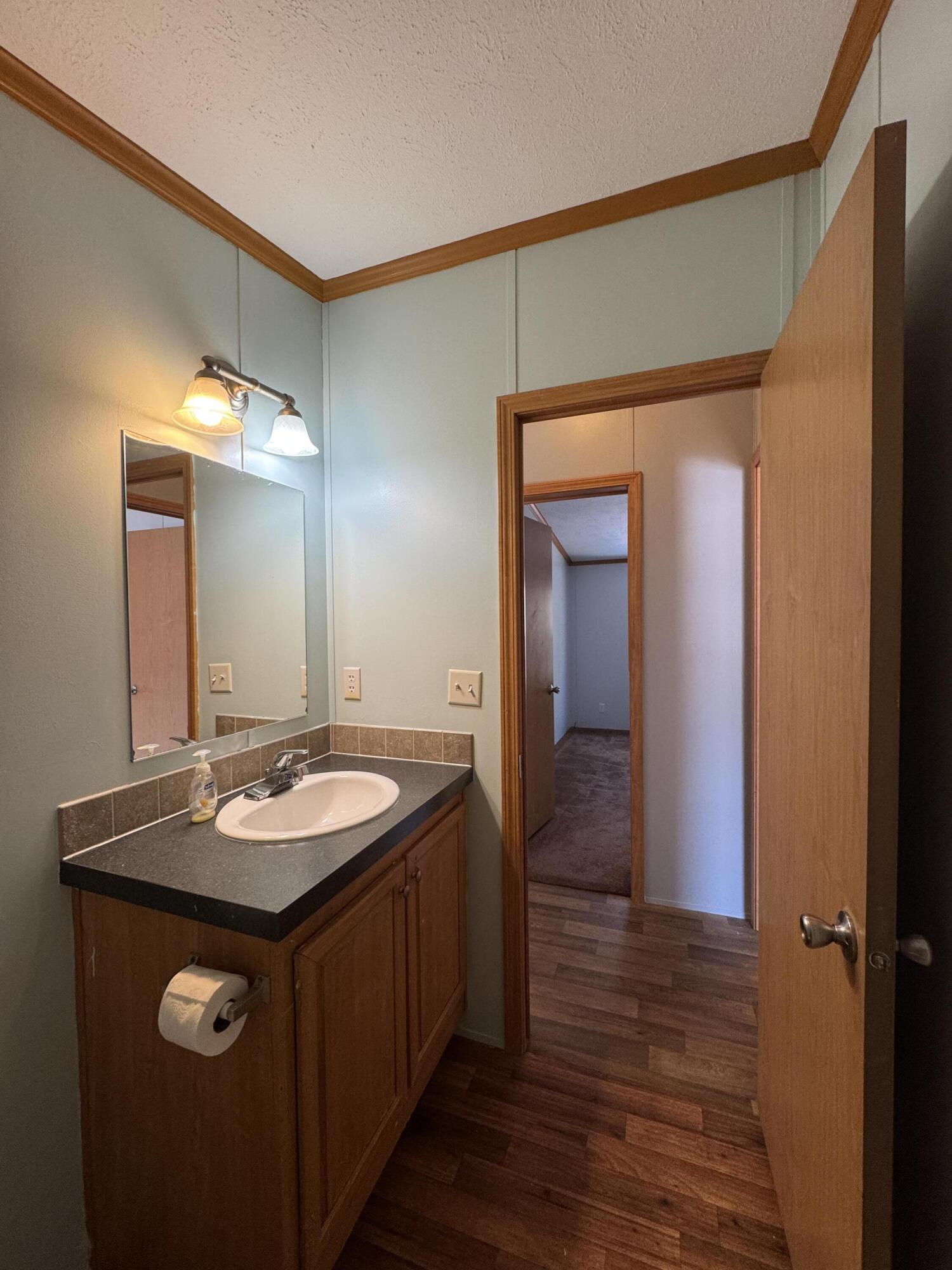 21 Hatto Farm Road Norridgewock, ME 04957 - Photo 26 of 36 Bathroom