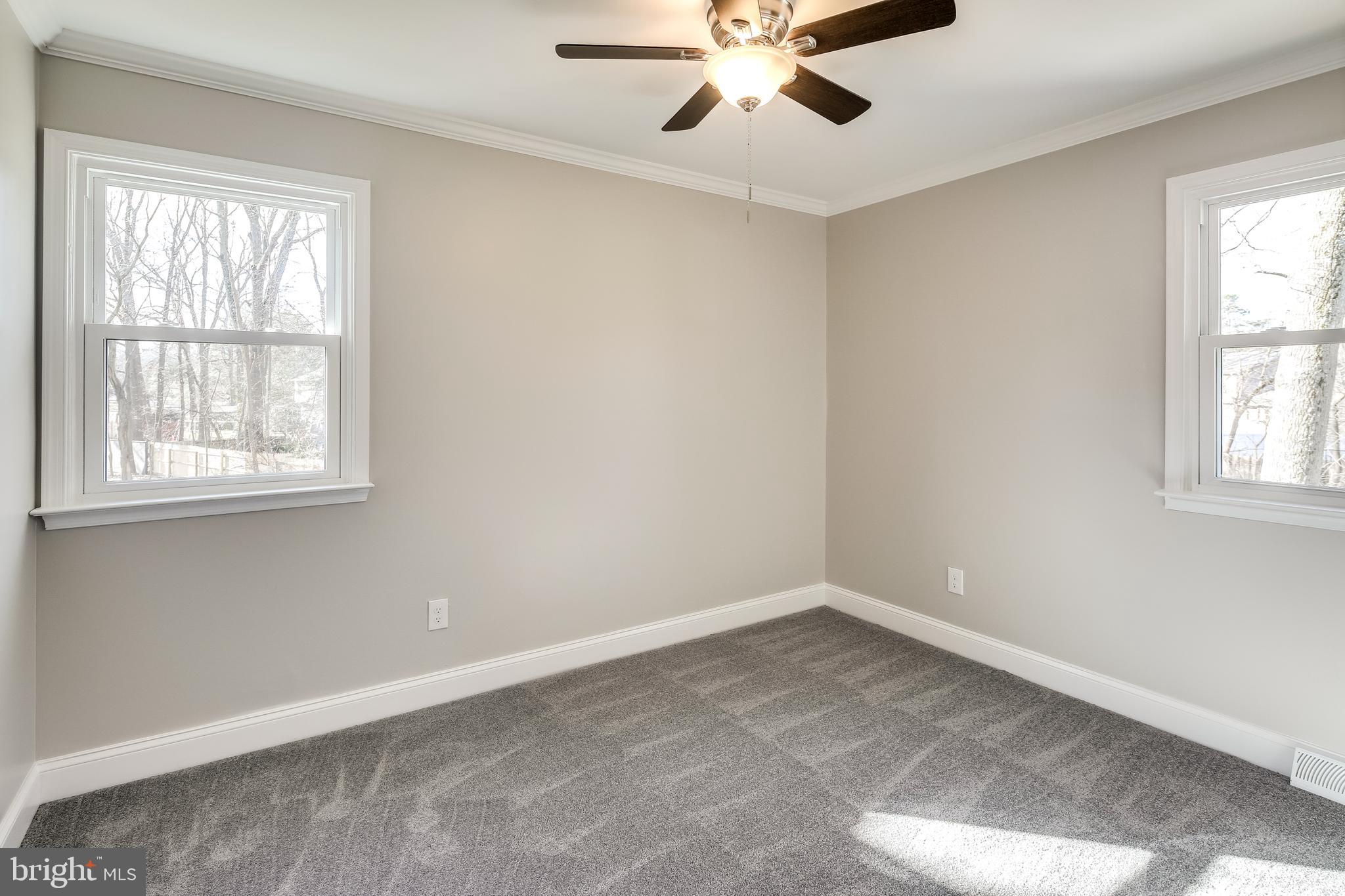 252 Magothy Bridge Road Pasadena, MD 21122 - Photo 25 of 32