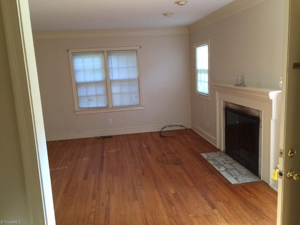 607 Forrest Street High Point, NC 27262 - Photo 3 of 15 Gallery Image 3