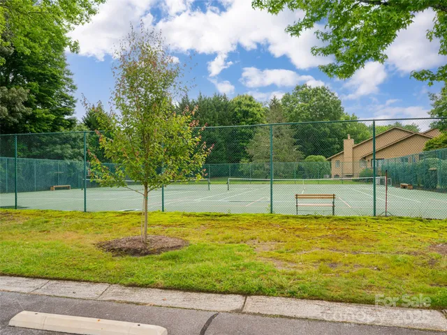 $350,000 | 502 Spanish Oak Lane, Hendersonville, NC 28791