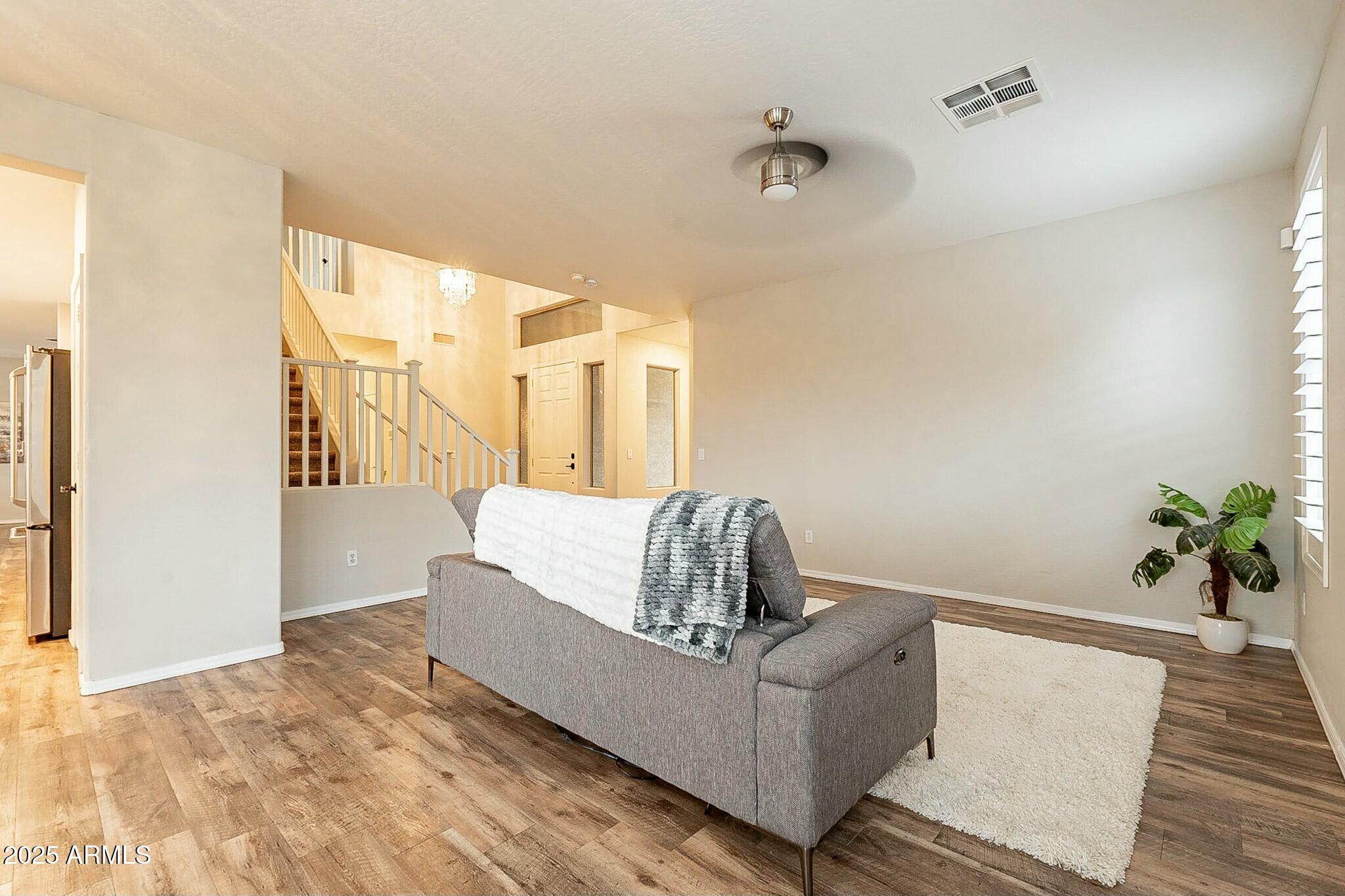 25622 North Singbush Loop Phoenix, AZ 85083 - Photo 11 of 31 tempImageaIJR4N