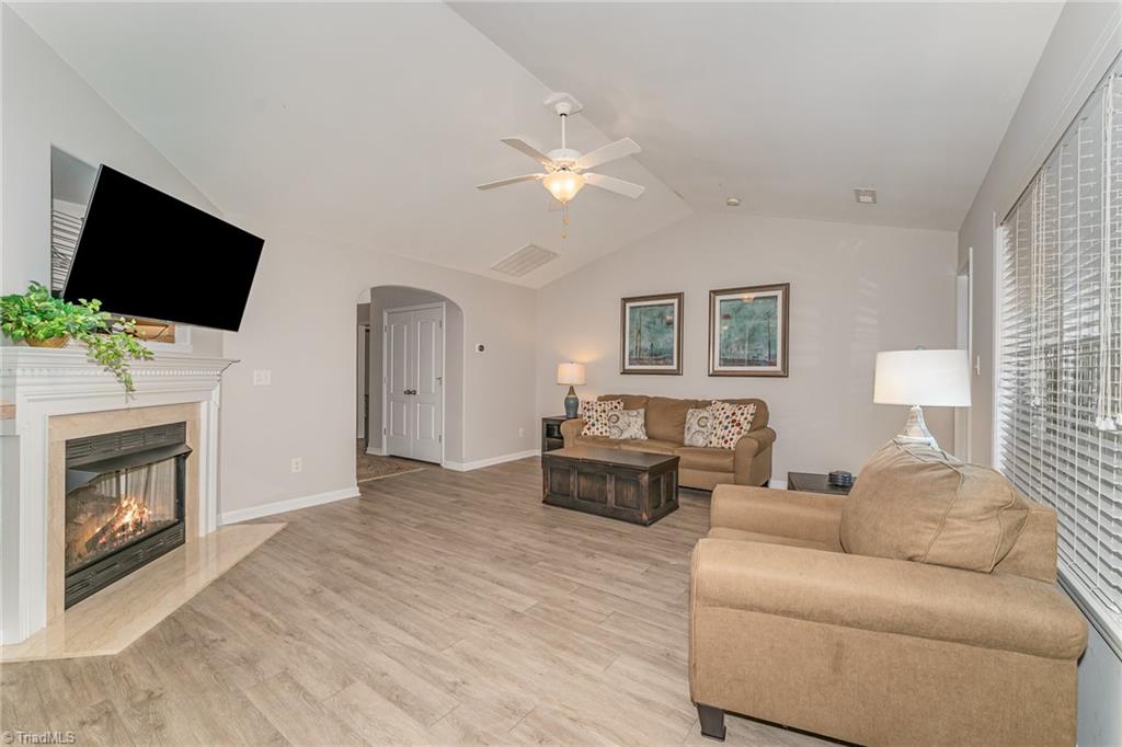 3823 Ranier Court Walkertown, NC 27051 - Photo 8 of 32 Gallery Image 8