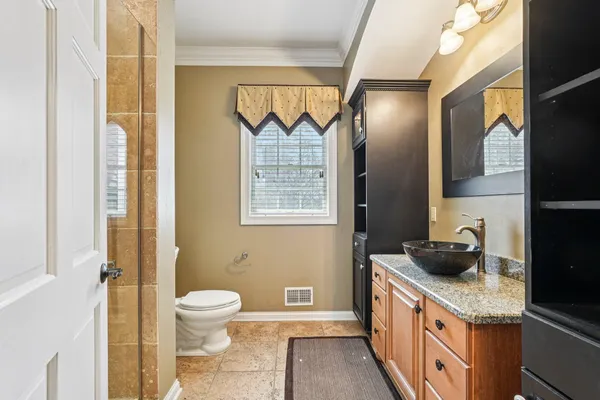 $1,295,000 | 21065 Bradford Lane, Brookfield, WI 53045