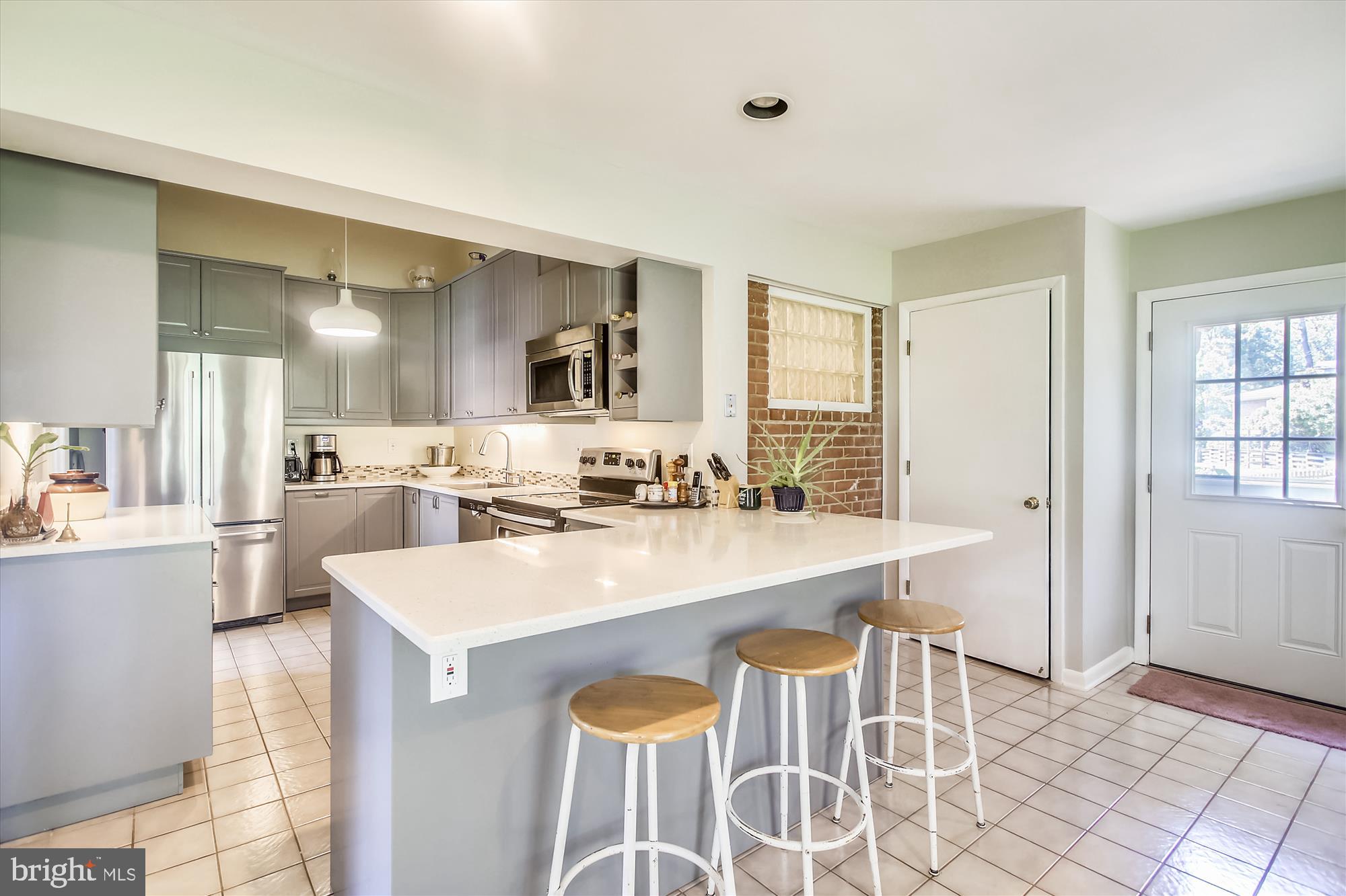 6712 Maxalea Road Baltimore, MD 21239 - Photo 10 of 36 Kitchen