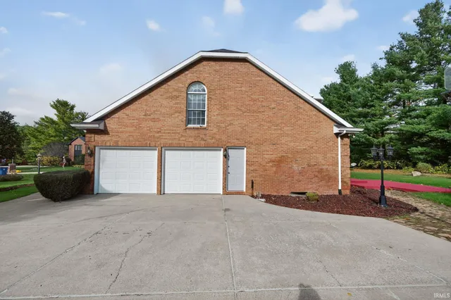 $759,000 | 17768 Ashford Hills Court, Granger, IN 46530