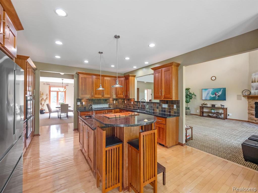 34600 Quaker Valley Road Farmington Hills, MI 48331 - Photo 9 of 41