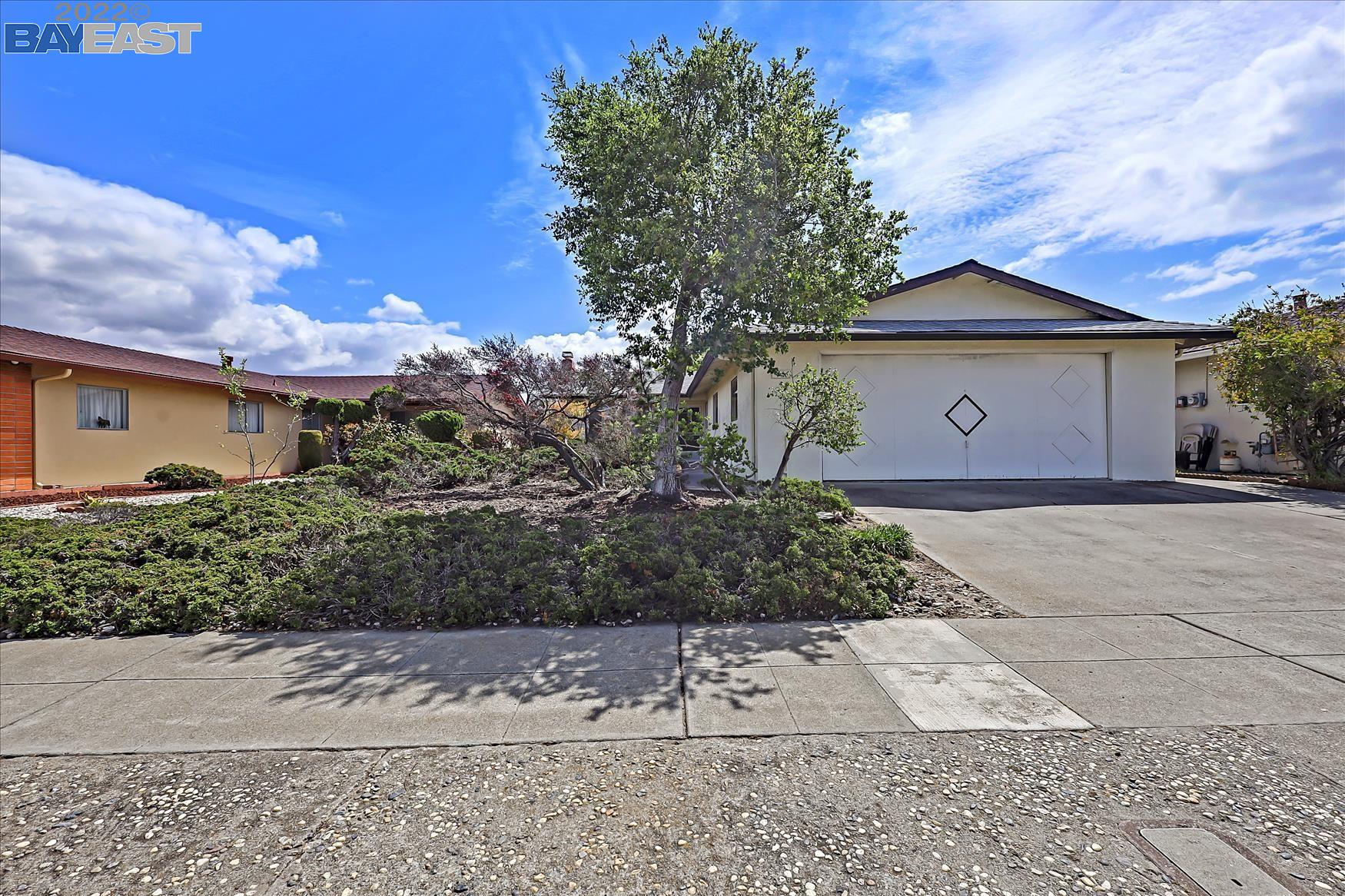 416 Coral Reef Road Alameda, CA 94501 - Photo 1 of 1 Gallery Image 1