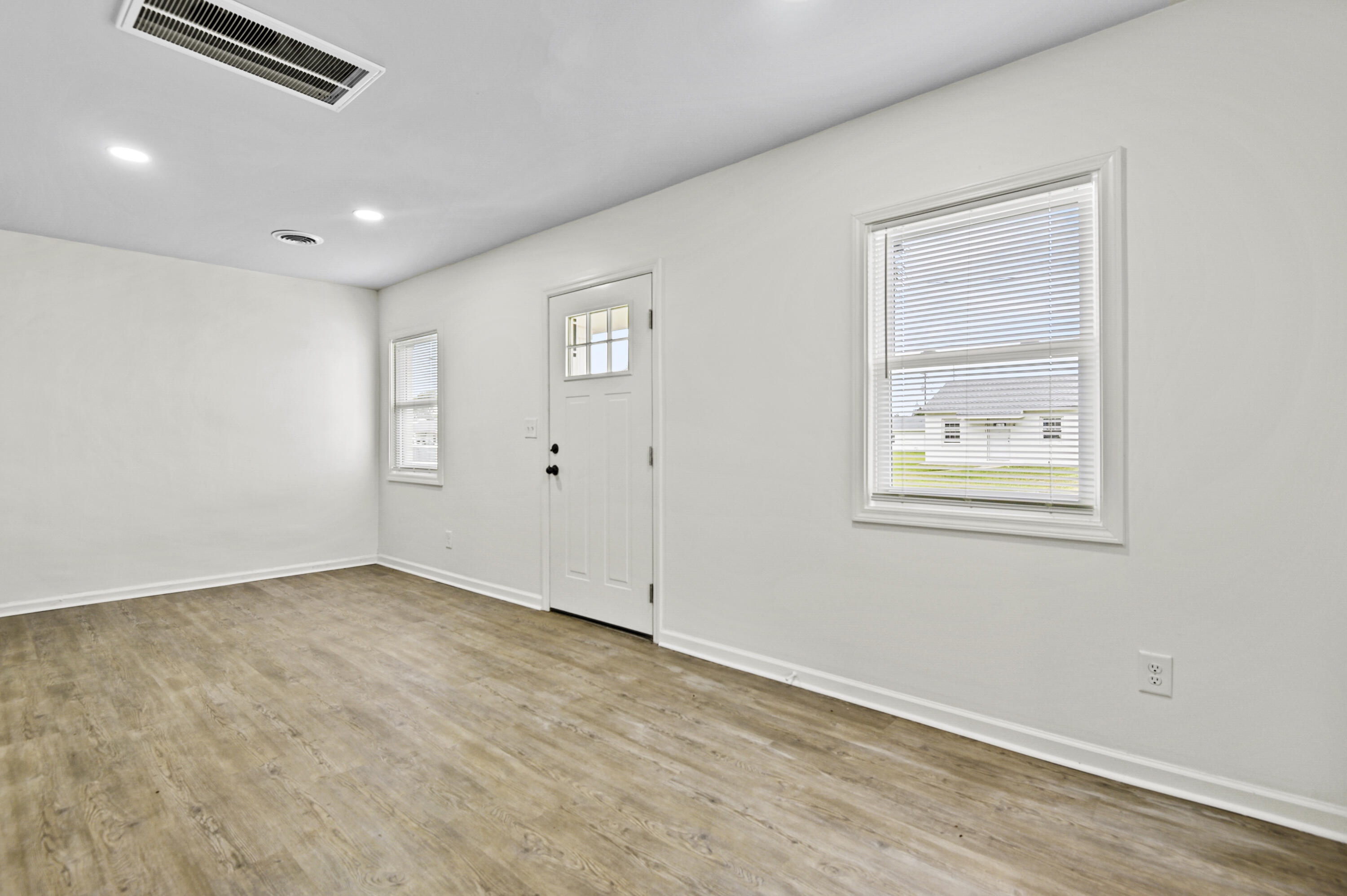 3011 Terry Drive, Unit A North Charleston, SC 29405 - Photo 6 of 14 _DSC1615