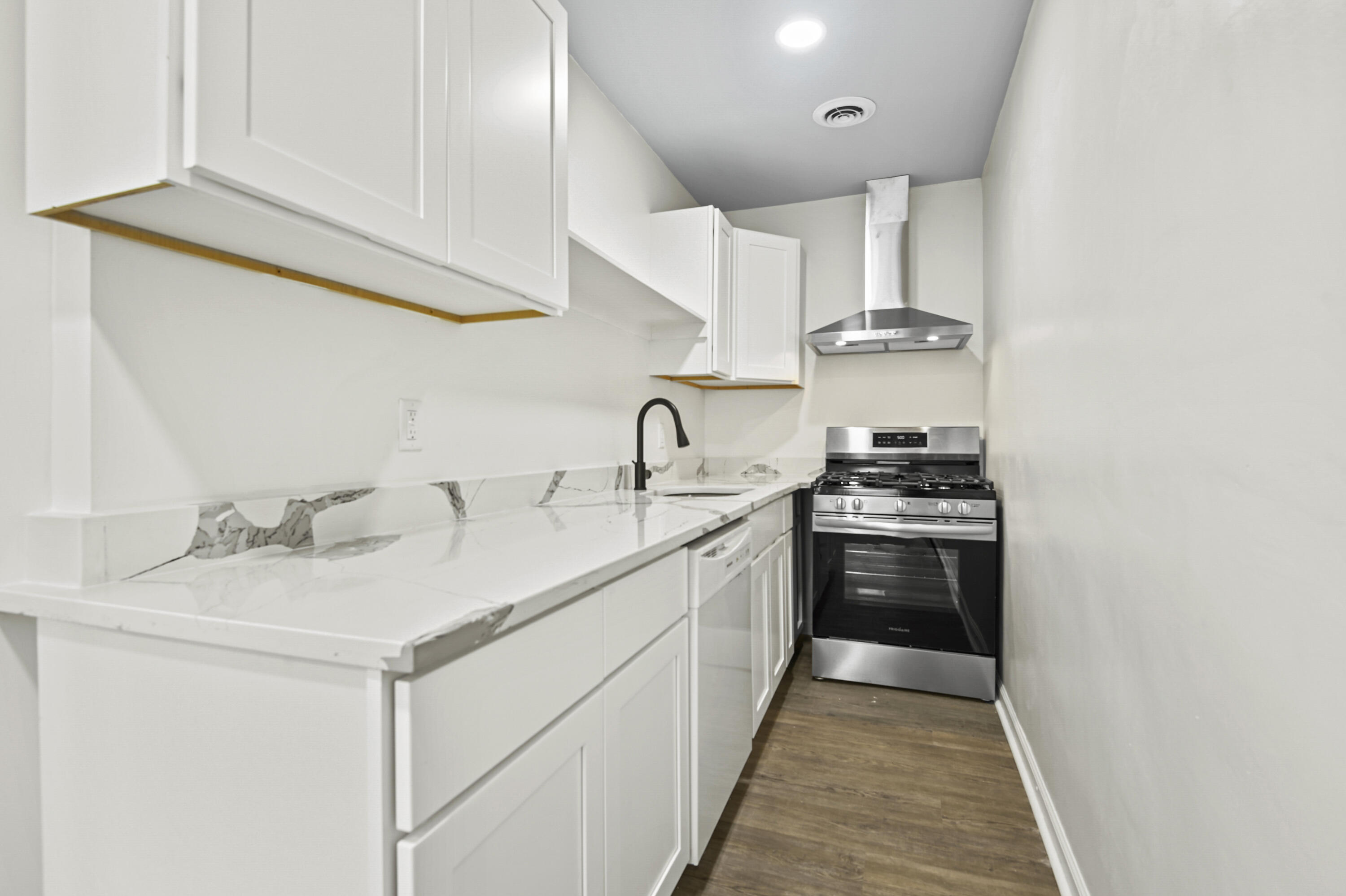 3011 Terry Drive, Unit A North Charleston, SC 29405 - Photo 8 of 14 _DSC1635