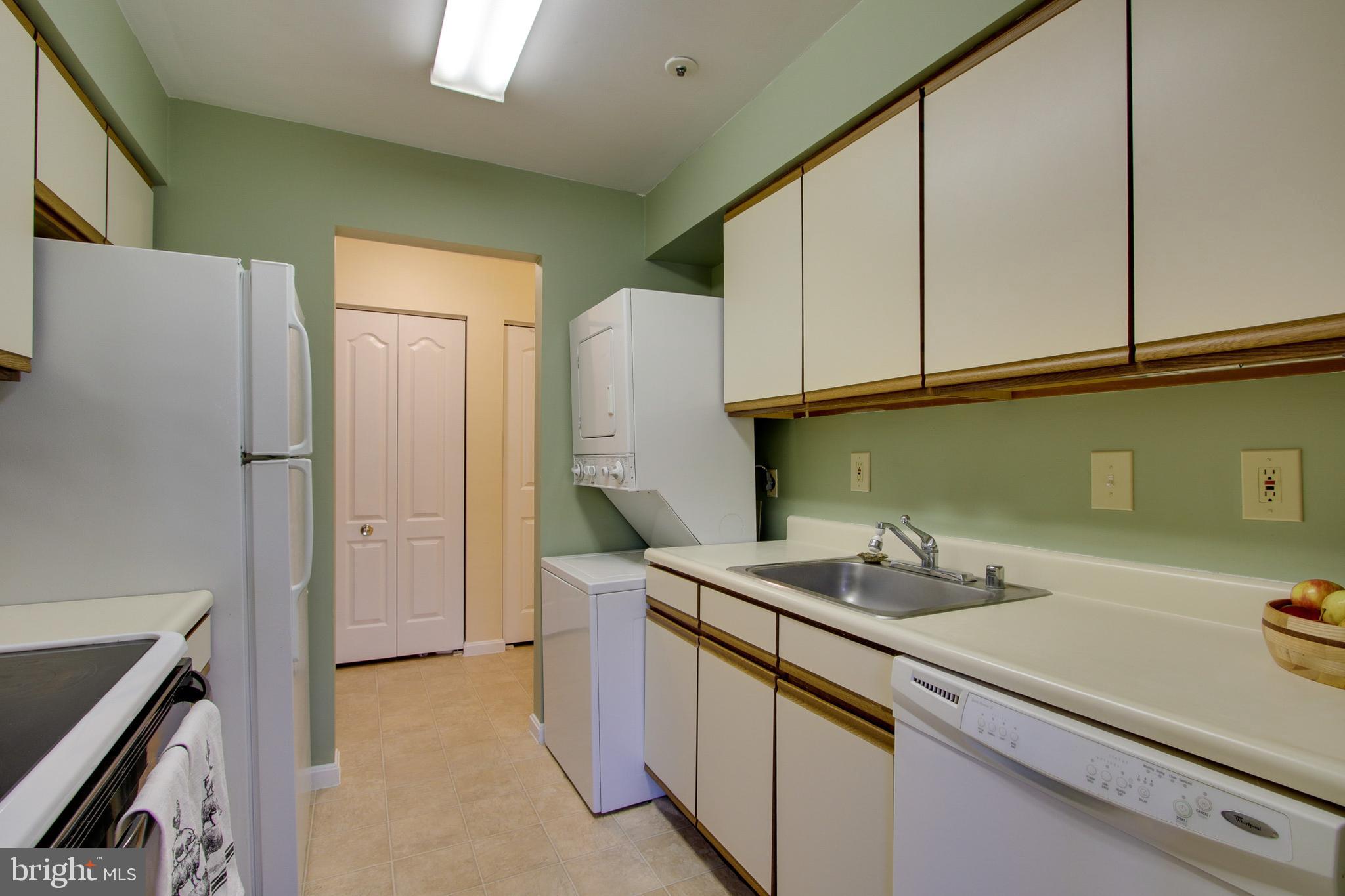 8611 Falls Run Road, Unit C Ellicott City, MD 21043 - Photo 12 of 25 Gallery Image 12
