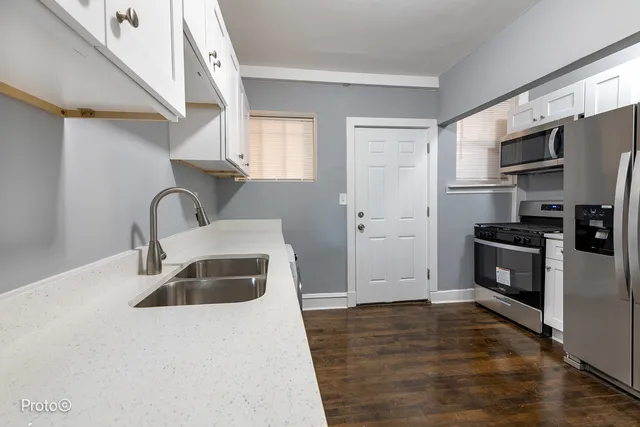 $249,000 | 5148 North Monitor Avenue, Unit 301, Chicago, IL 60630