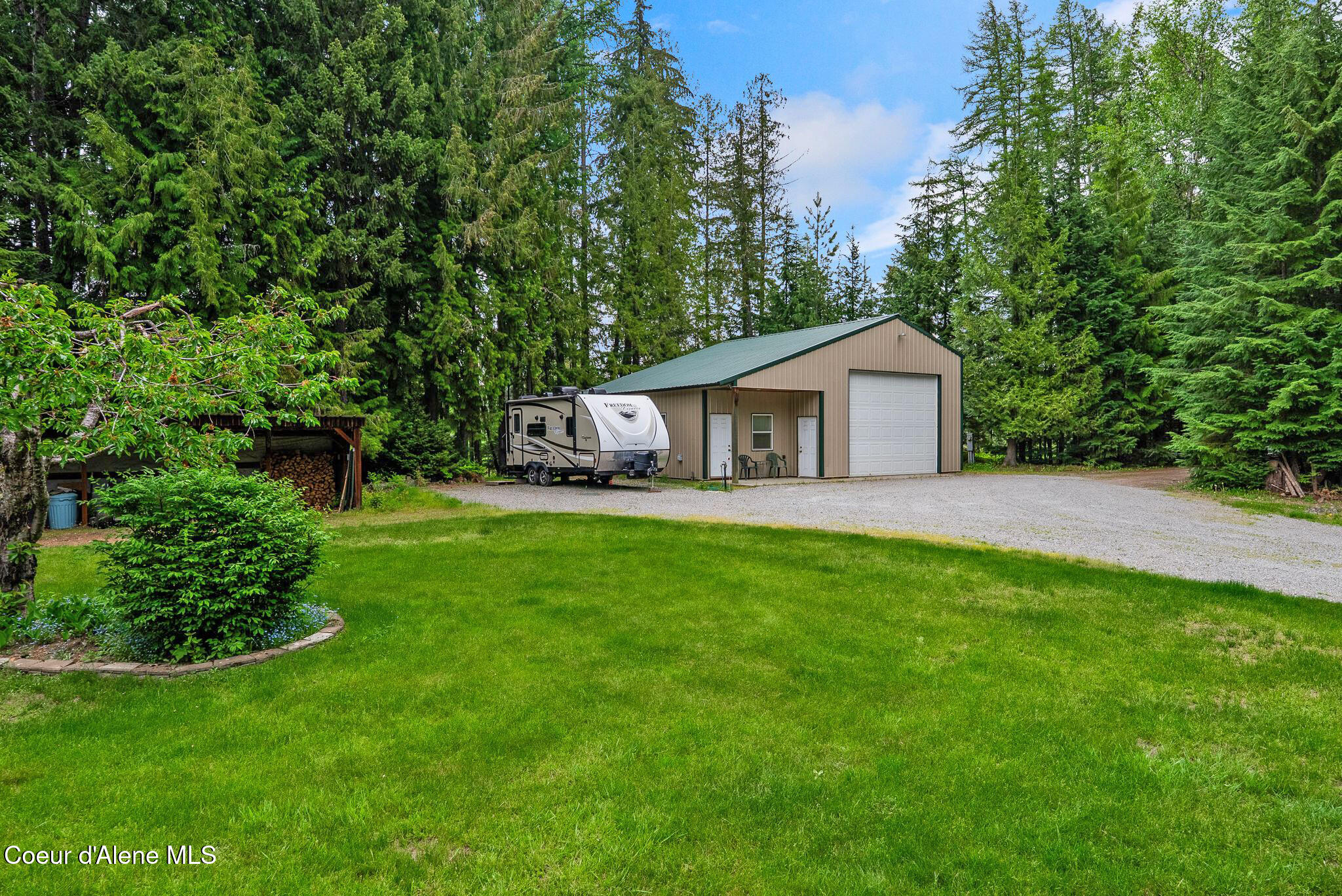 1196 Gold Creek Road Sandpoint, ID 83864 - Photo 4 of 66 .