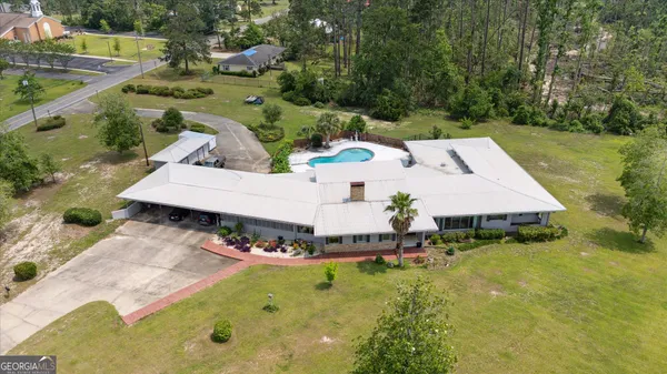 $599,999 | 142 North Tallahassee Street, Hazlehurst, GA 31539