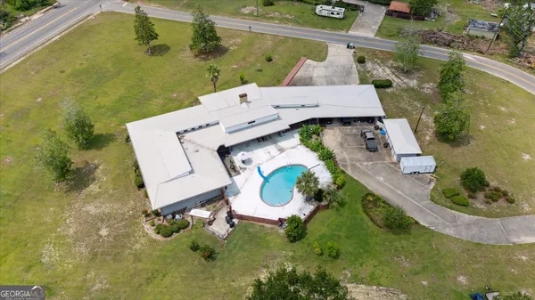 $599,999 | 142 North Tallahassee Street, Hazlehurst, GA 31539