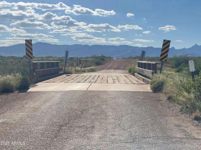 $29,900 | 0 East Devon, Unit 24, Pearce, AZ 85625