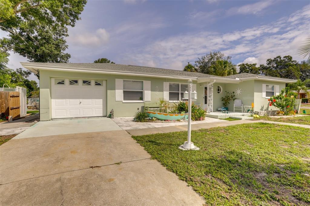 10901 Mohawk Road St. Petersburg, FL 33708 - Photo 1 of 1