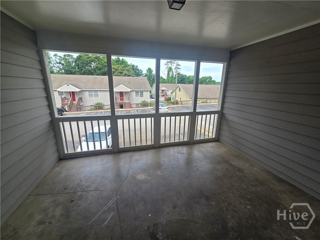 2505 West Broad Street, Unit 321 Athens, GA 30606 - Photo 7 of 9