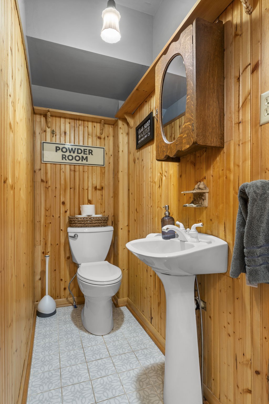 1515 3rd Avenue Cumberland, WI 54829 - Photo 41 of 57 Main level bathroom