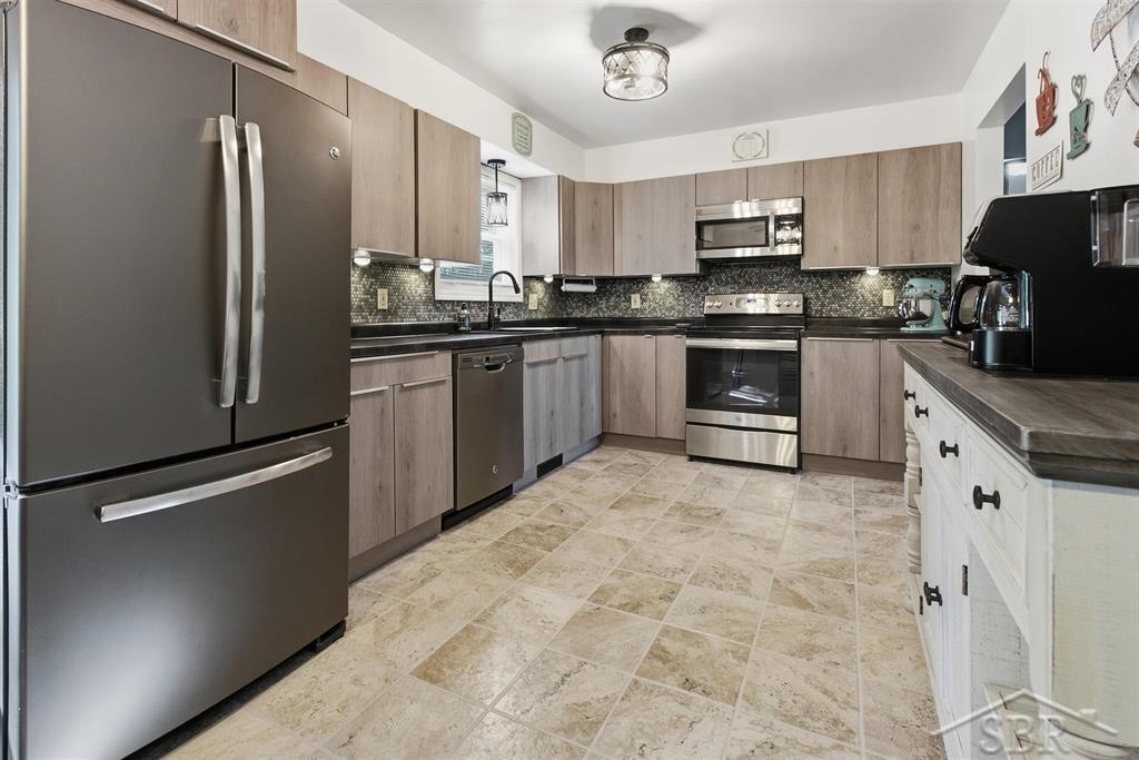 13245 Dempsey Road St. Charles, MI 48655 - Photo 13 of 51 Gallery Image 13