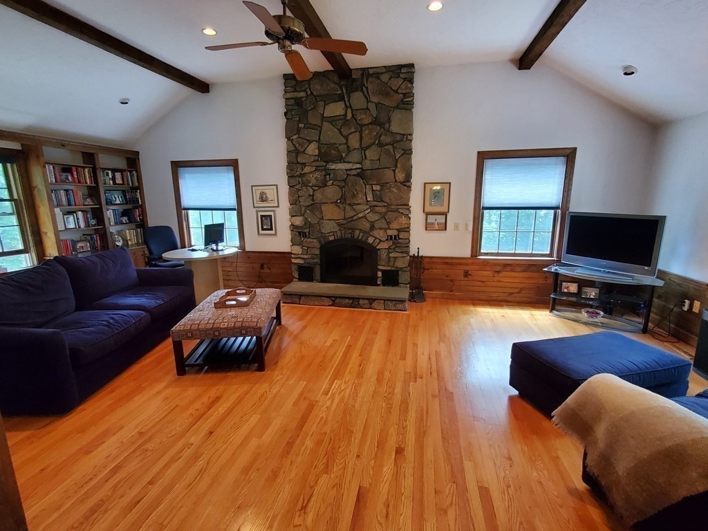 6 Stonehill Road Marlborough, MA 01752 - Photo 11 of 37 Gallery Image 11
