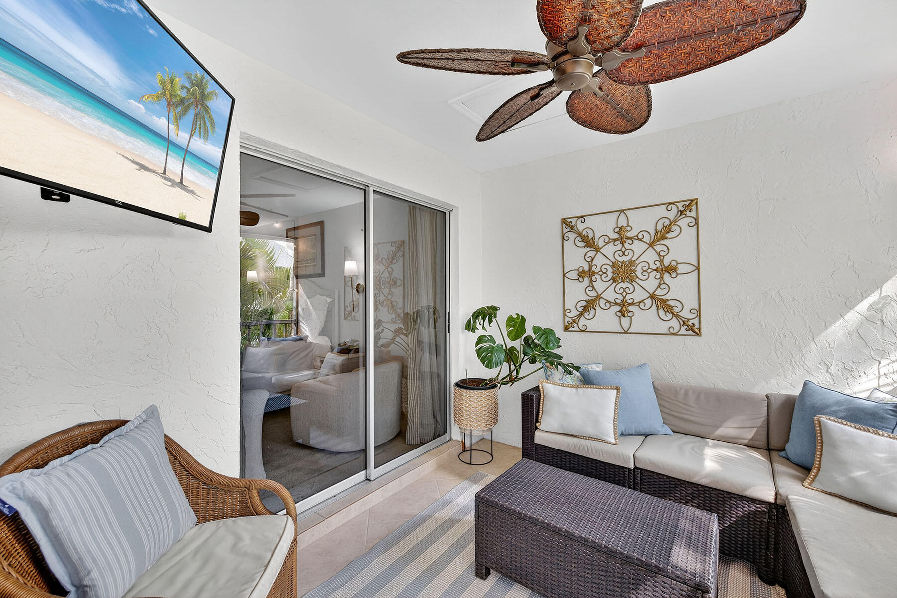 3136 Kings Lake Boulevard, Unit 7546 Naples, FL 34112 - Photo 23 of 32 a living room with furniture