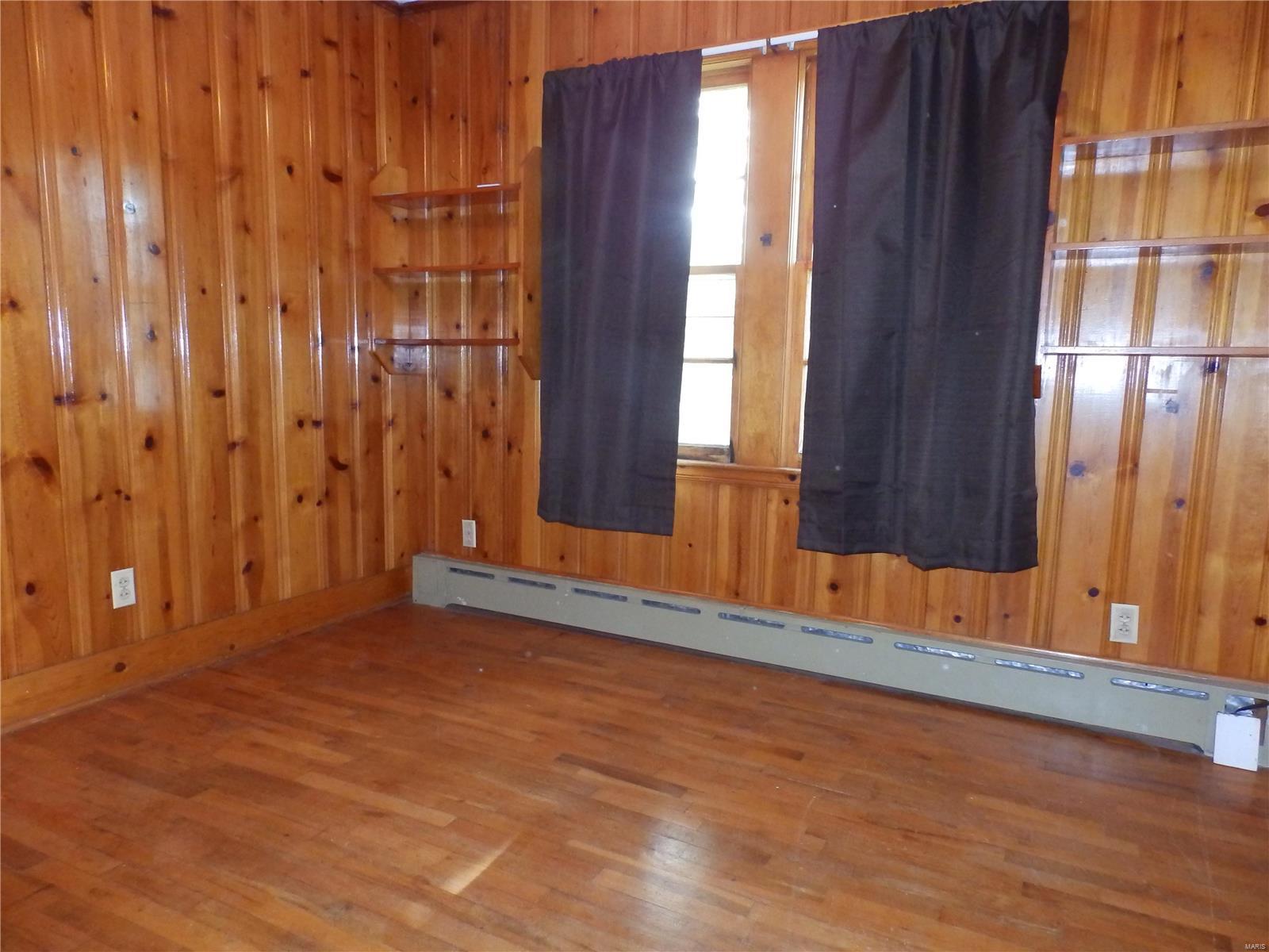 405 South Clarksville Road Pittsfield, IL 62363 - Photo 9 of 24 Gallery Image 9