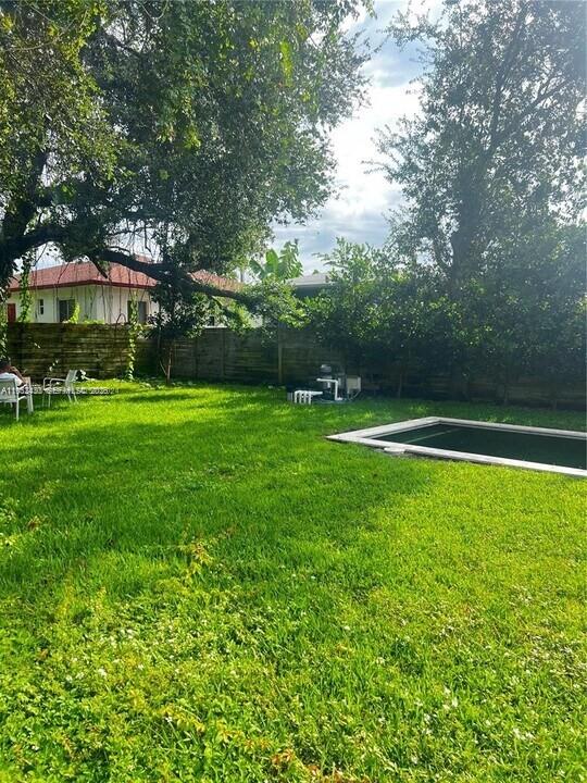 15 Northwest 52nd Street Miami, FL 33127 - Photo 5 of 28 a view of a green field