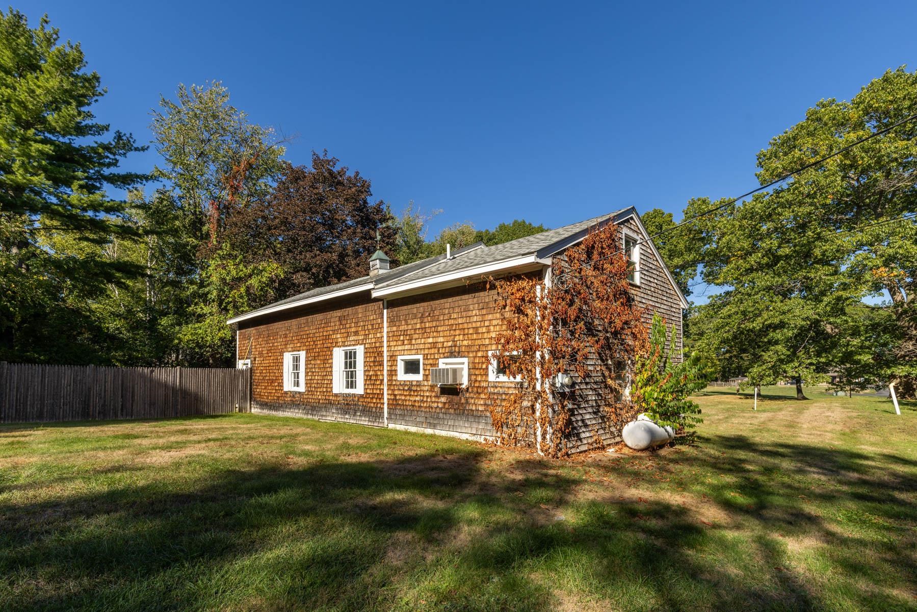 41 Newington Road Greenland, NH 03840 - Photo 12 of 37 Gallery Image 12