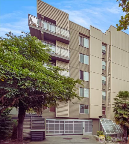 $599,950 | 1550 Eastlake Avenue East, Unit 105, Seattle, WA 98102