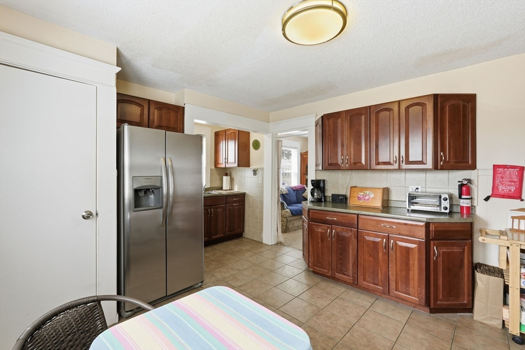 103 Duryea Street Springfield, MA 01104 - Photo 15 of 29 Gallery Image 15
