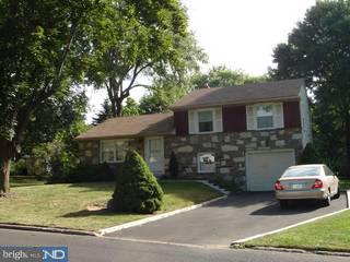 143 Harding Road Southampton, PA 18966 - Photo 1 of 6 Gallery Image 1