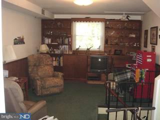 143 Harding Road Southampton, PA 18966 - Photo 6 of 6 Gallery Image 6