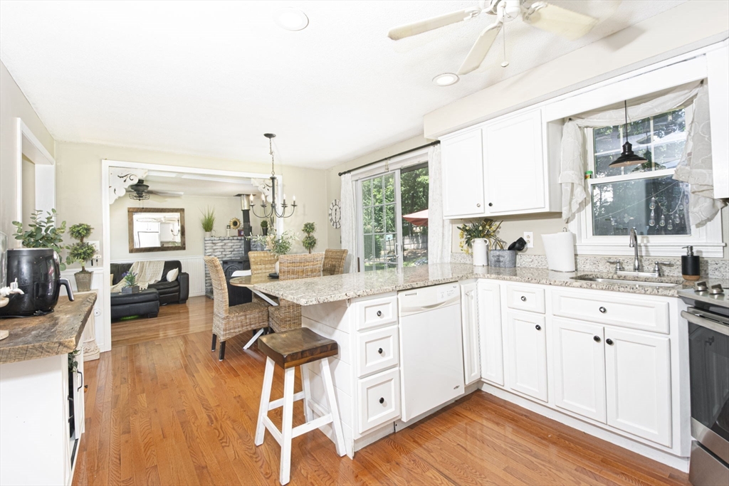53 Boutelle Road Sterling, MA 01564 - Photo 15 of 34