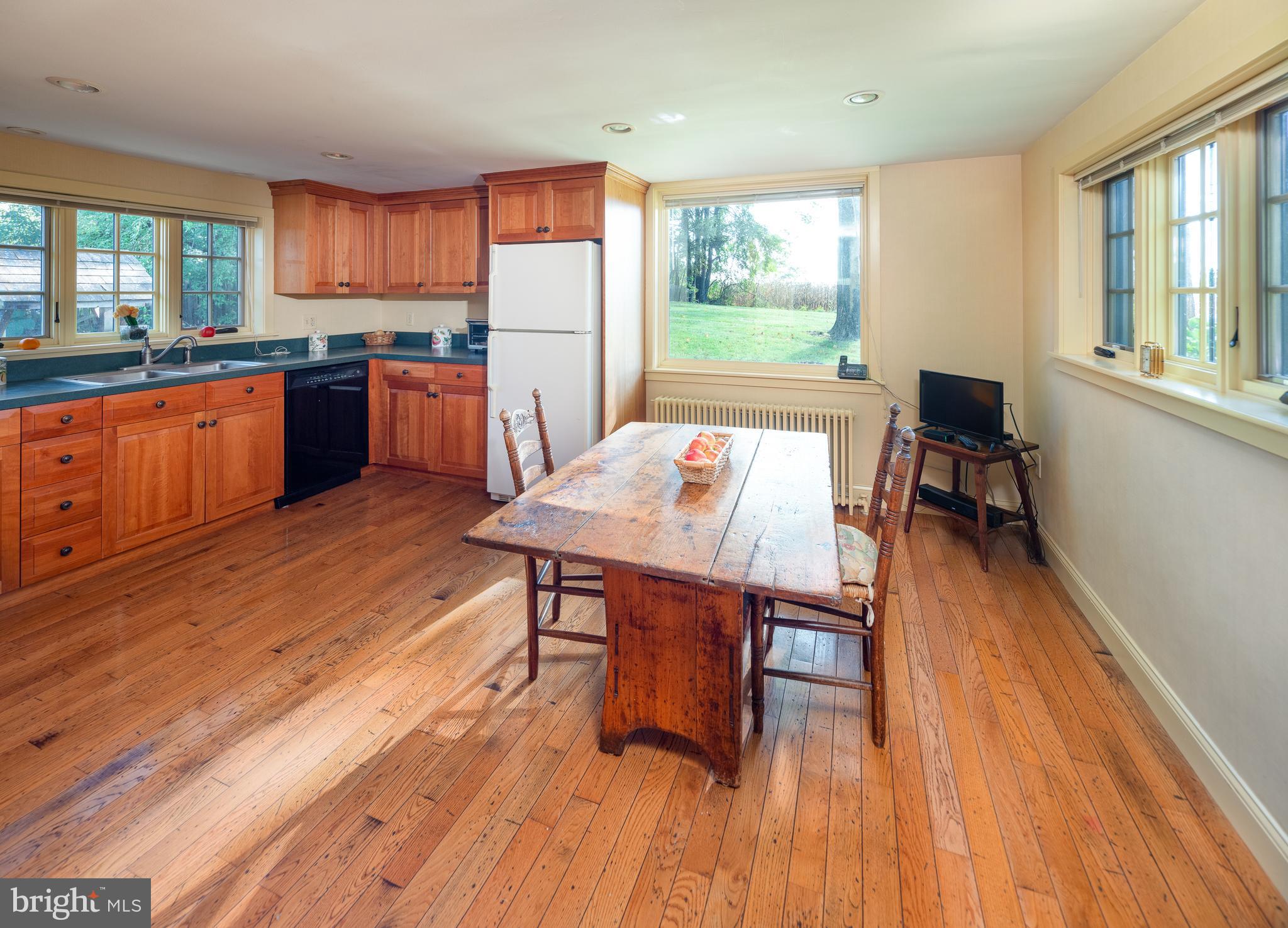 6524 Upper York Road New Hope, PA 18938 - Photo 12 of 40 Gallery Image 12