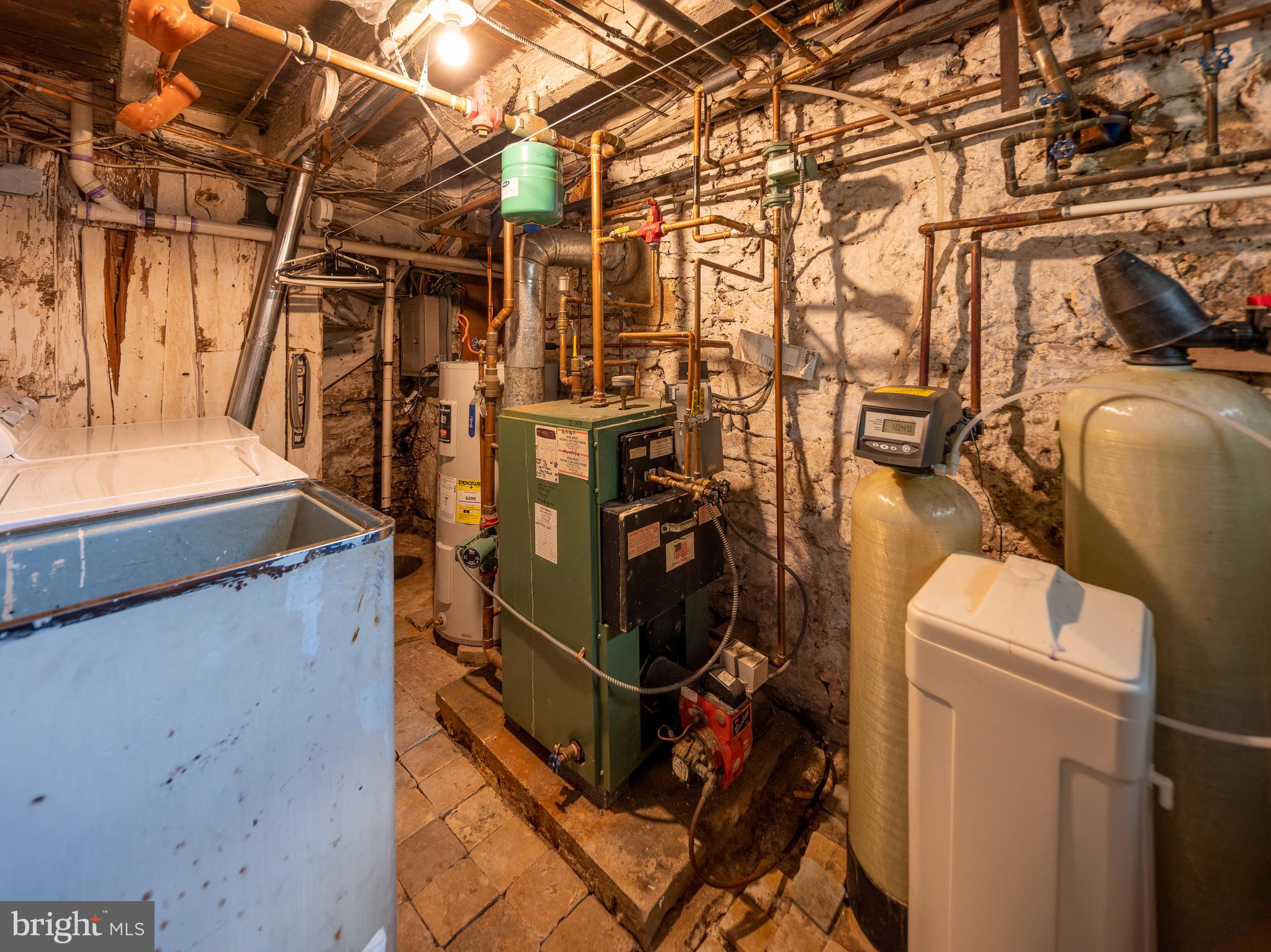 6524 Upper York Road New Hope, PA 18938 - Photo 33 of 40 Laundry and Utility Room