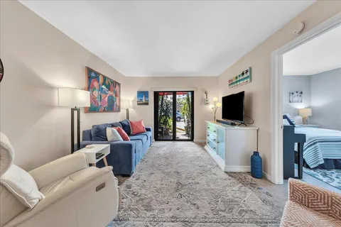 $249,900 | 2965 Northeast 8th Terrace, Unit 101, Oakland Park, FL 33334