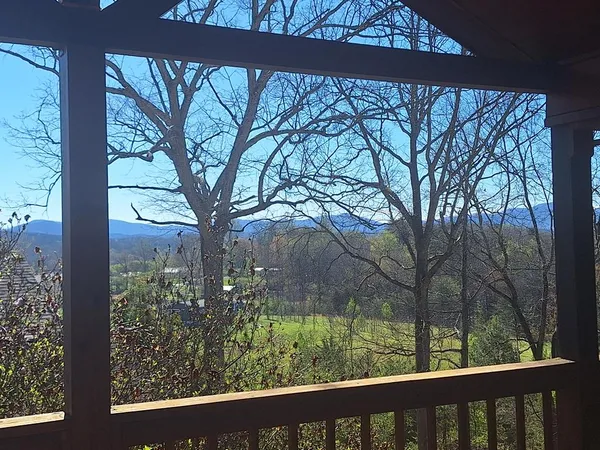 $375,000 | 716 Lakeview Circle, Morganton, GA 30560