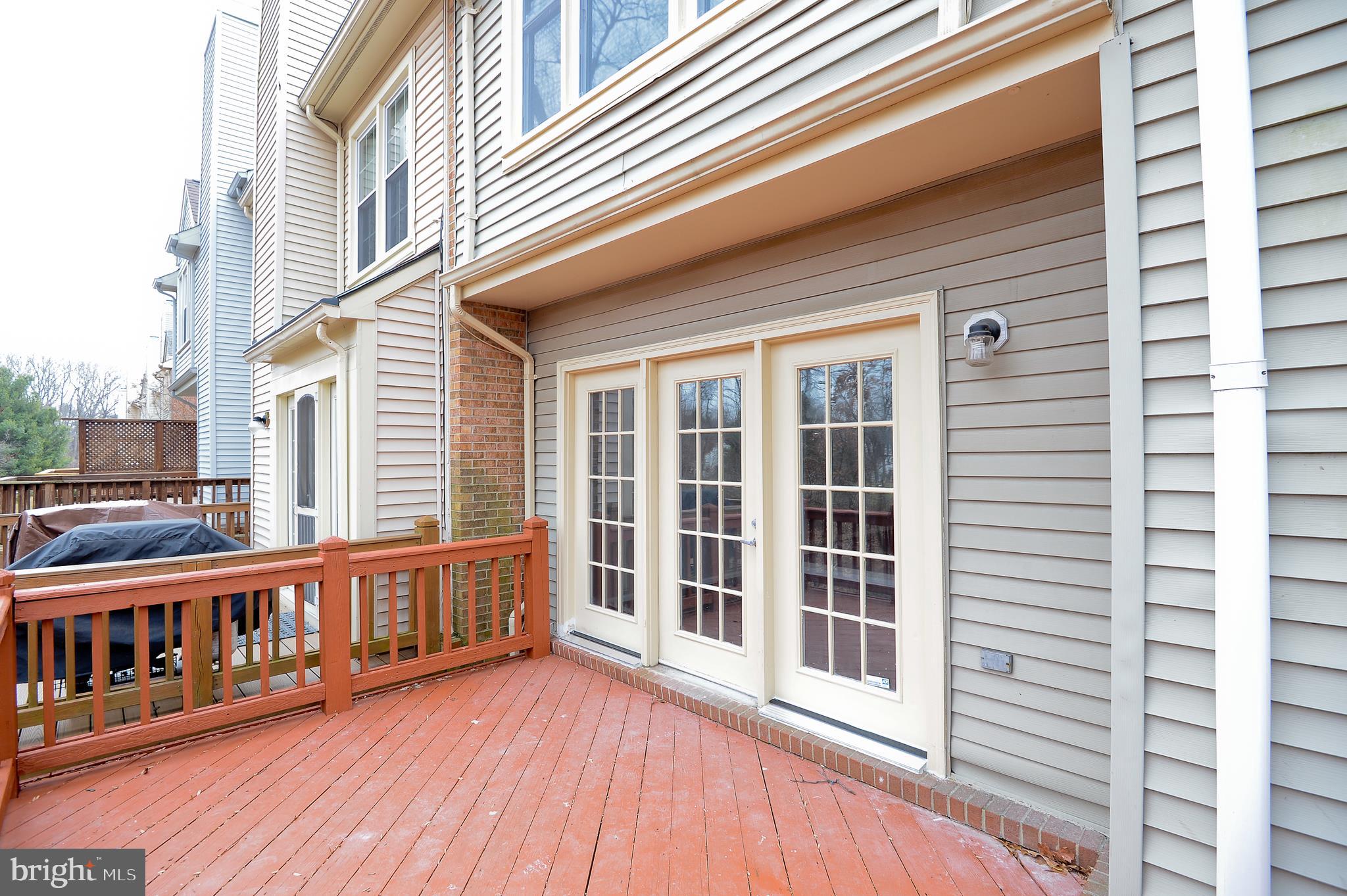 3807 Inverness Road Fairfax, VA 22033 - Photo 10 of 45 Deck
