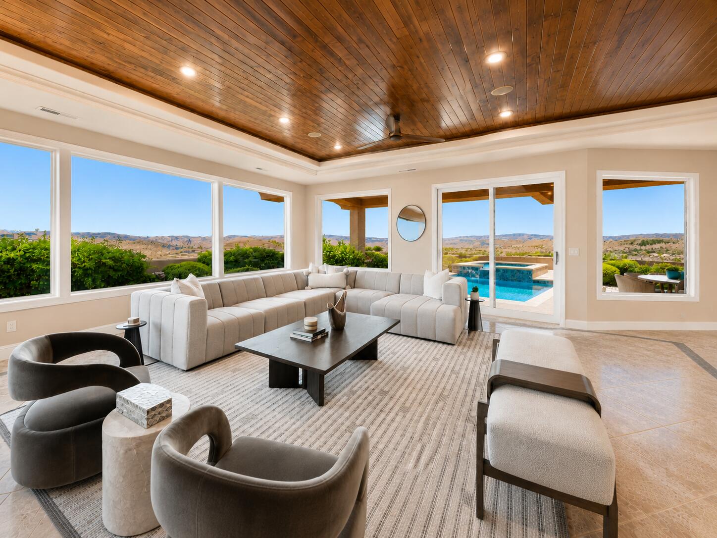 1815 Paragon Drive St. George, UT 84790 - Photo 12 of 48 New Sliding Doors Coming Soon