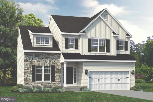 a view of a yard in front of a house