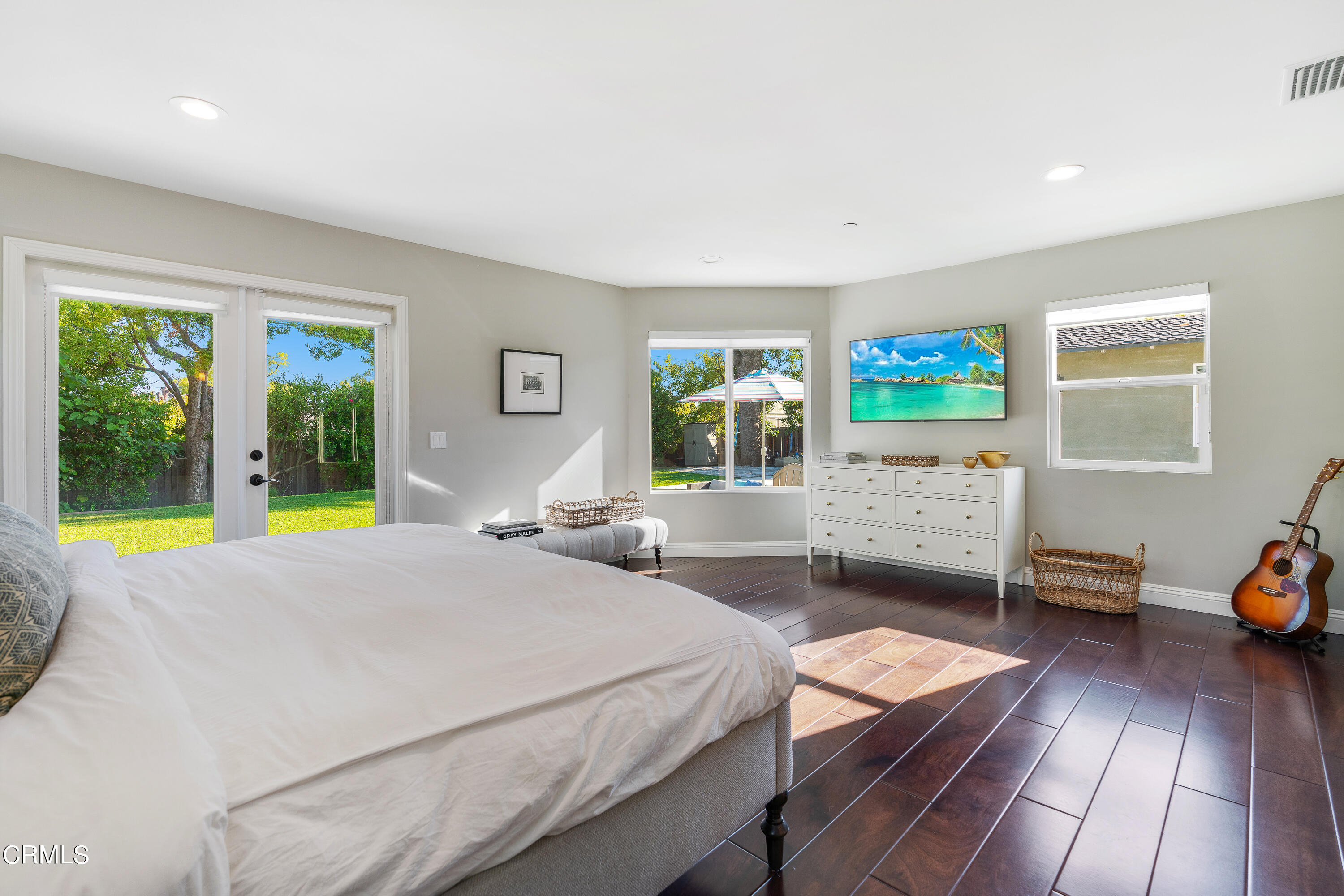3760 Hampton Road Pasadena, CA 91107 - Photo 16 of 22 a living room with furniture and a wooden floor
