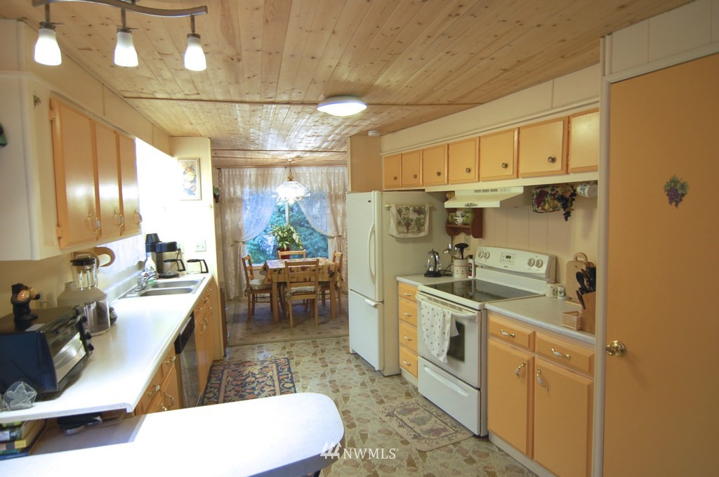 7945 Carson Road Birch Bay, WA 98230 - Photo 6 of 18
