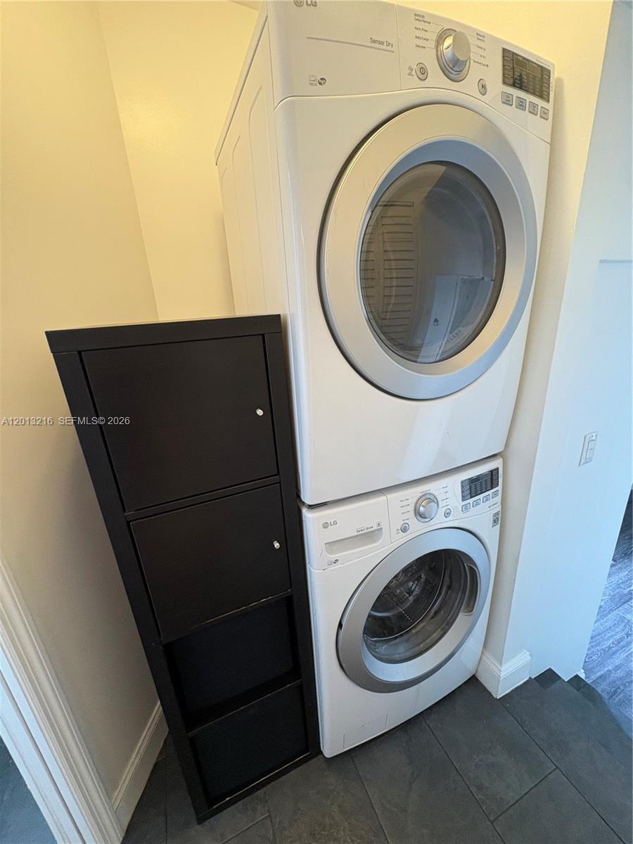 250 Southwest 19th Road Miami, FL 33129 - Photo 22 of 22 a utility room with dryer and washer