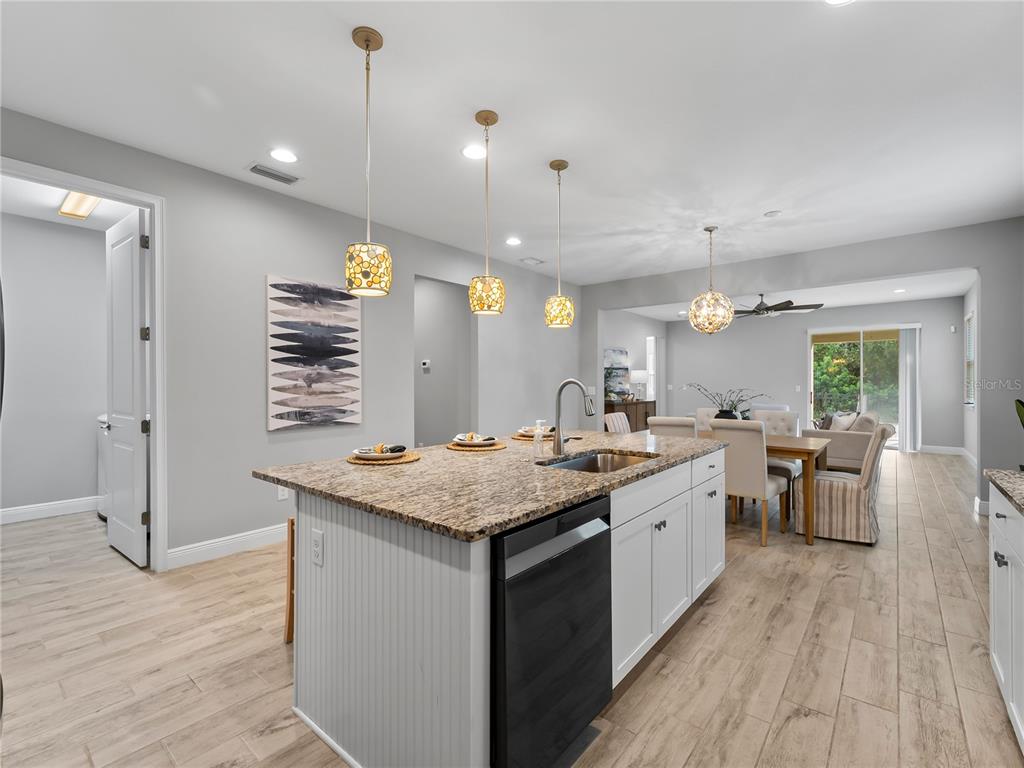 11571 Renaissance Boulevard Venice, FL 34293 - Photo 8 of 67 Gallery Image 8