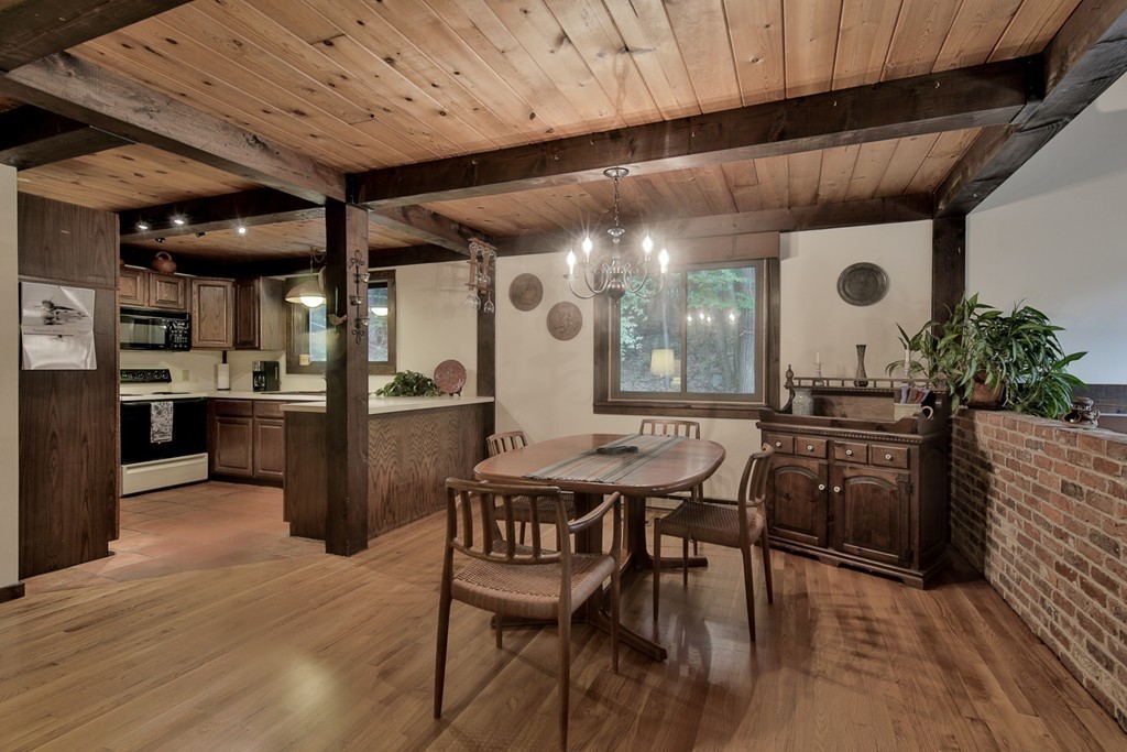 344 Upper North Row Road Sterling, MA 01564 - Photo 10 of 30 Gallery Image 10