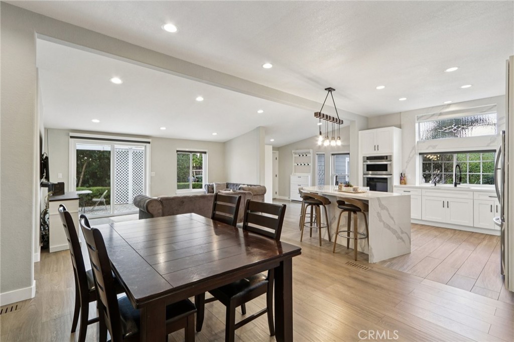 18320 Ingomar Street Reseda, CA 91335 - Photo 7 of 75