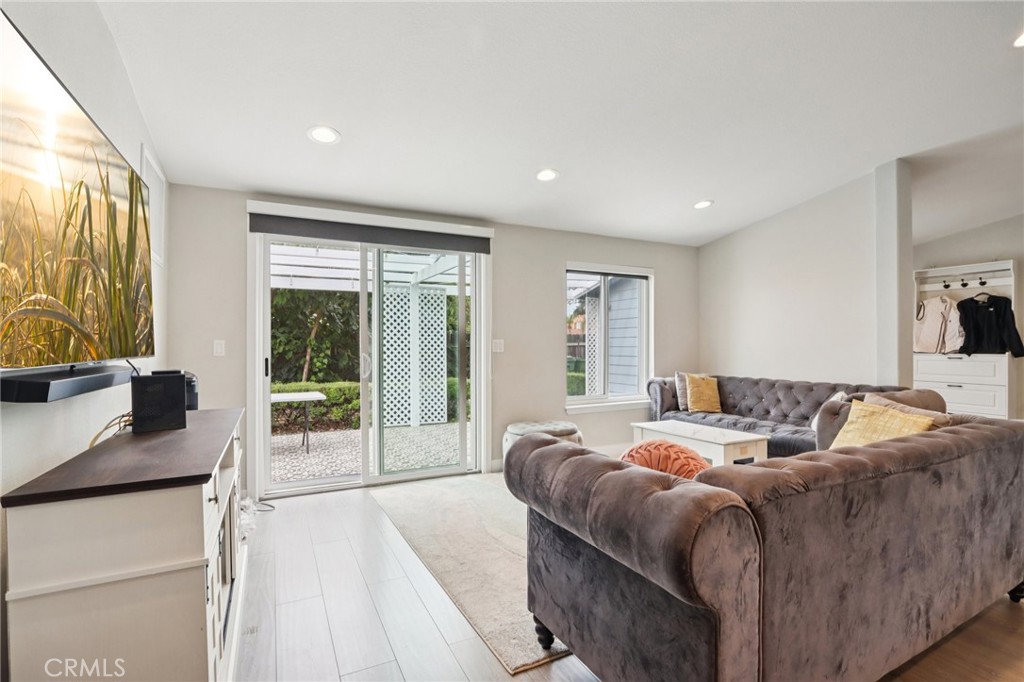 18320 Ingomar Street Reseda, CA 91335 - Photo 8 of 75