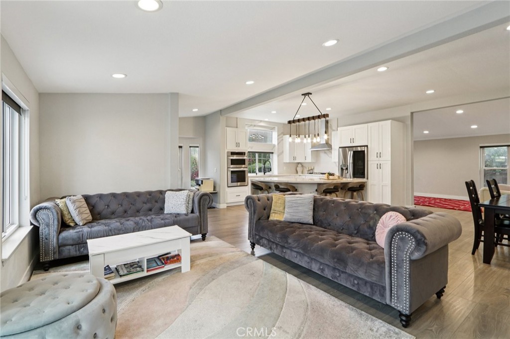 18320 Ingomar Street Reseda, CA 91335 - Photo 10 of 75