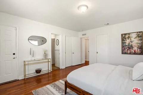 $899,000 | 6818 Varna Avenue, Van Nuys, CA 91405